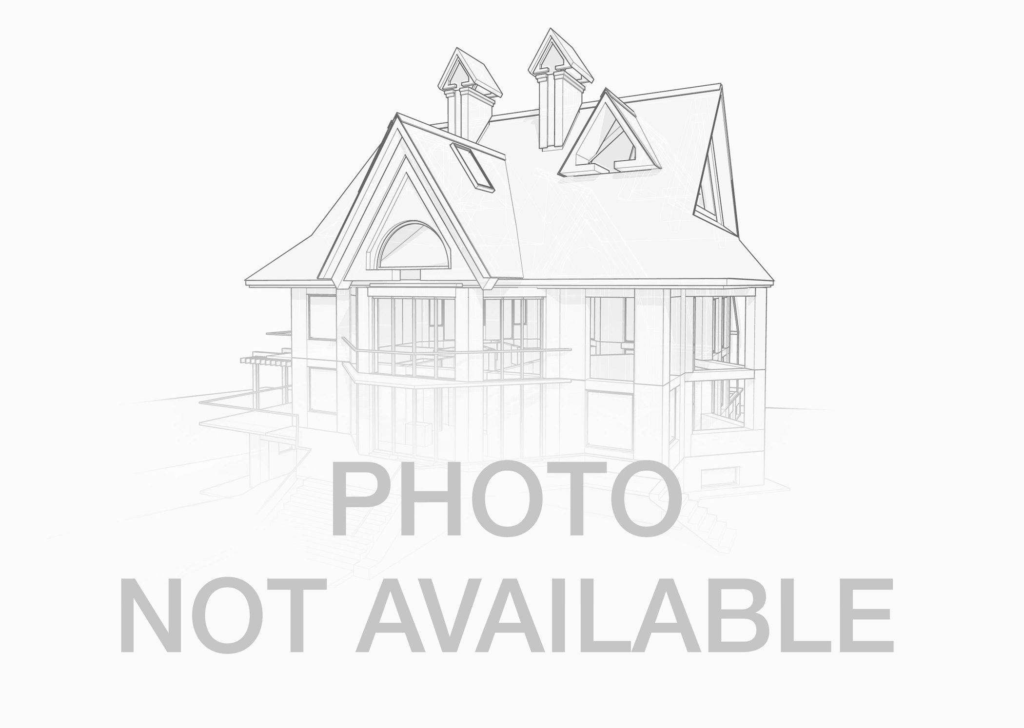 1075 Savannah Lane 